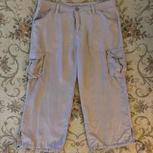 Free People 6 Pinkish-Lavender %100 Silk Cargo Capri Pants